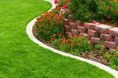 Learn What is Landscape Edging at Bellantoni Landscape